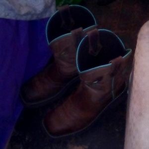 Justin size 7 western style boots